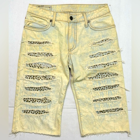 New Men's ROBIN'S JEAN Destroy Crystal/Studs Shorts